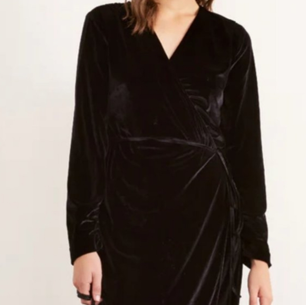 NWT Apostrophe Stretch Black Velvet Wrap Around Dress ~sz L(14-16)